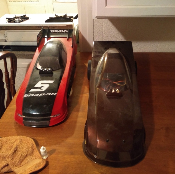 John force Traxxas funny car and custom built drag - Picture 8 of 8